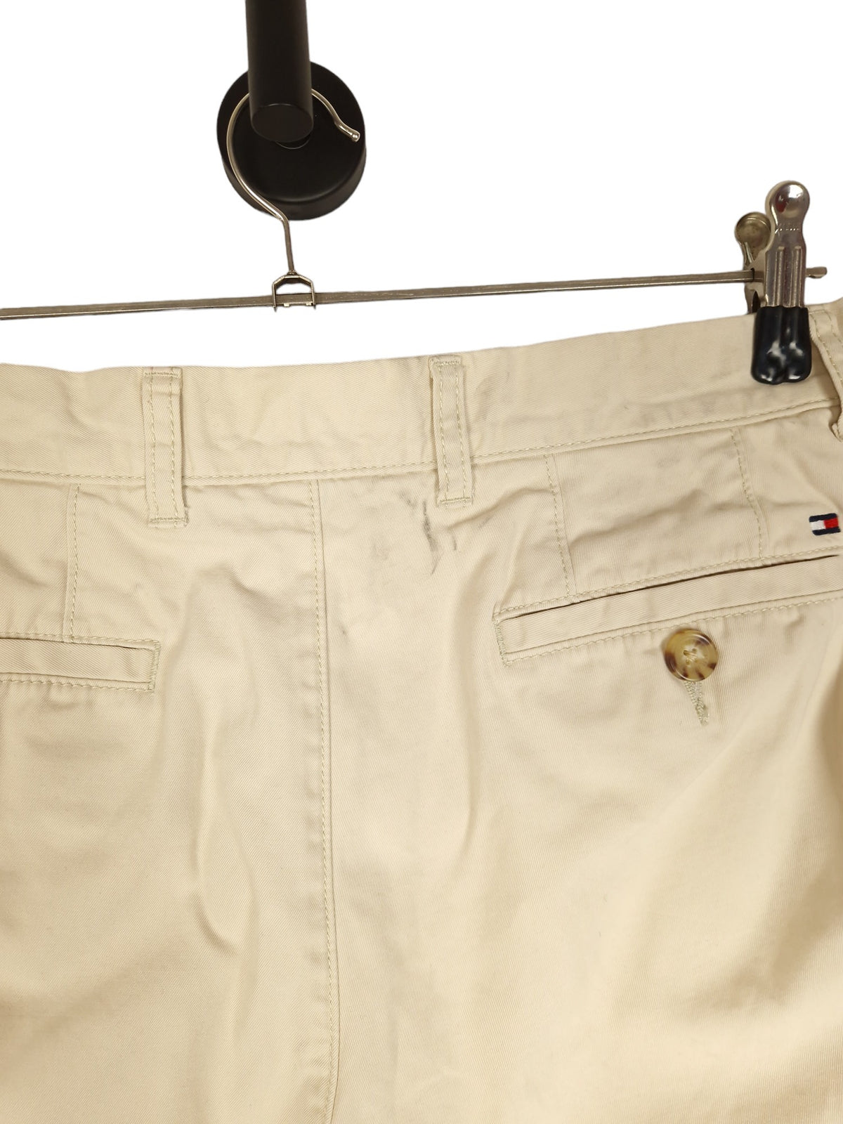 Tommy Hilfiger Chino Shorts - Size W33