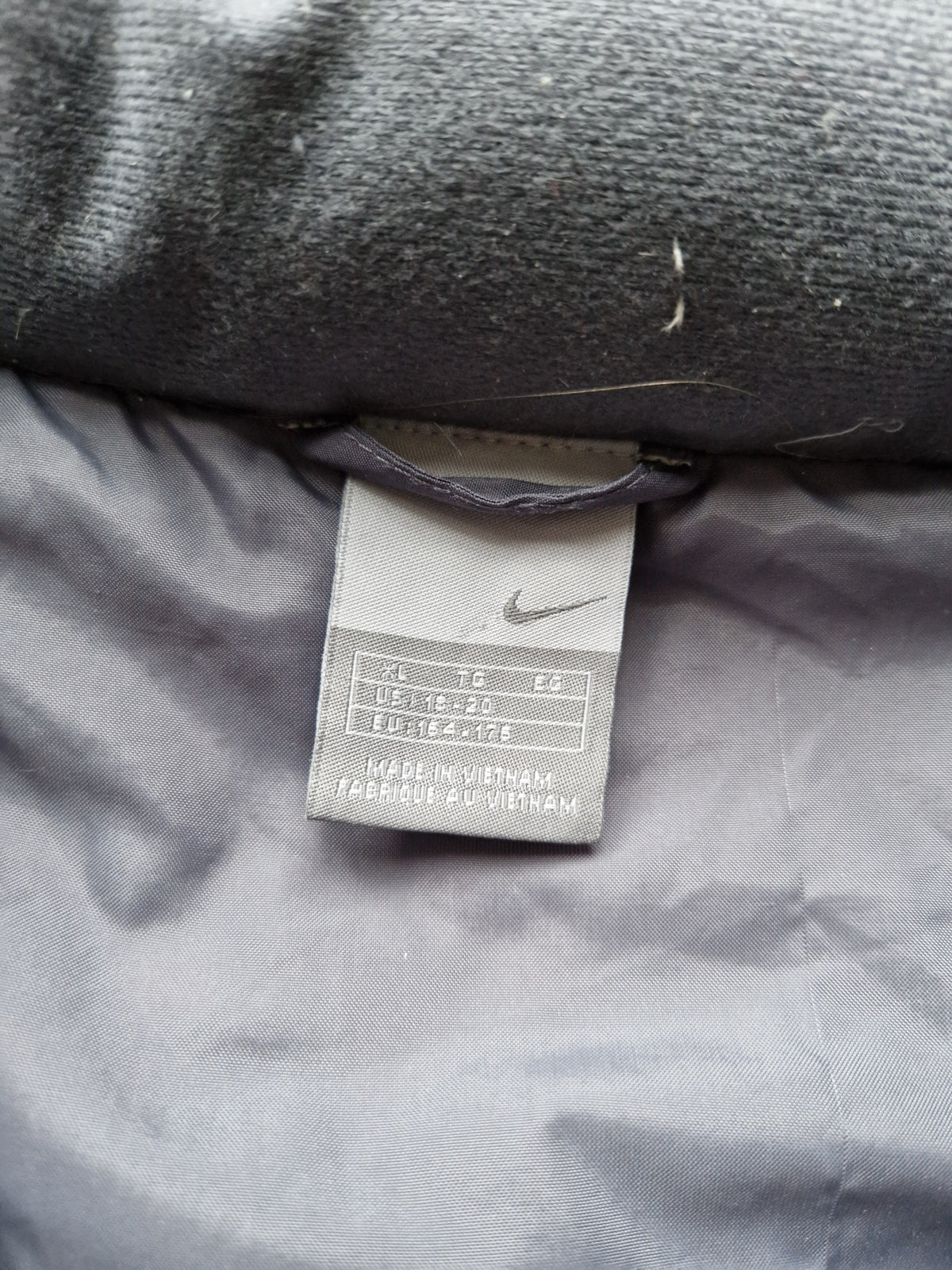 Y2K Nike Gilet - Size UK 10