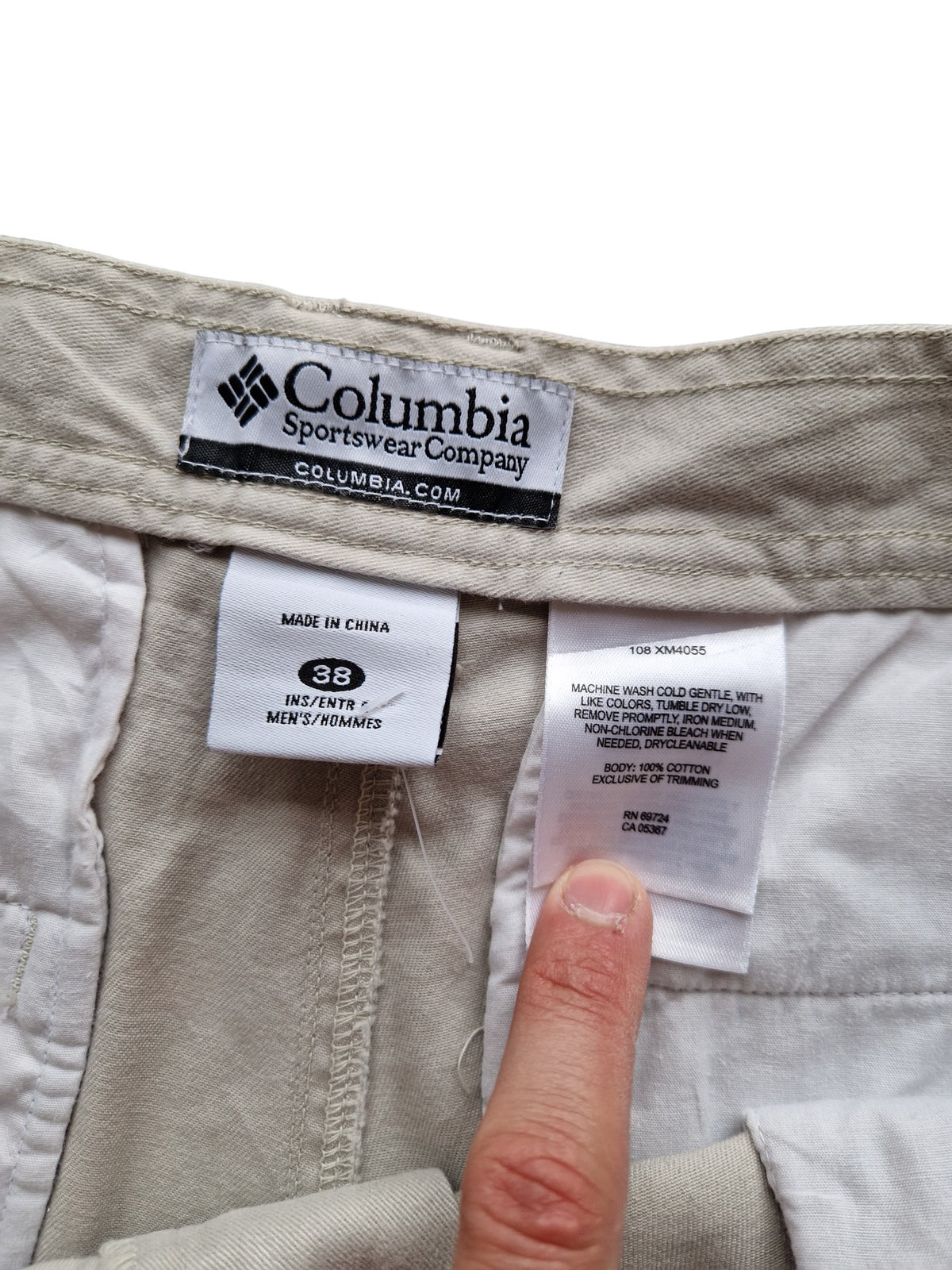 Columbia Cargo Shorts  - Size W38