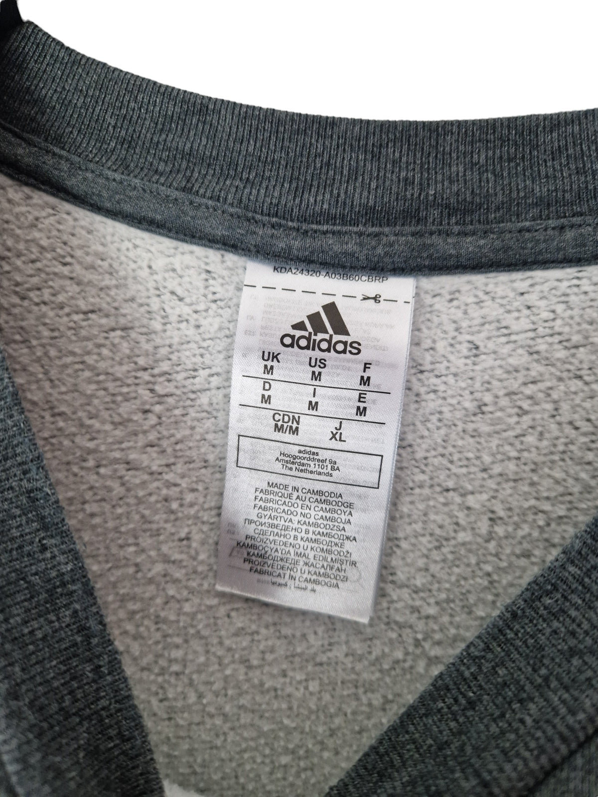 Adidas Small Logo Sweatshirt - Size Medium