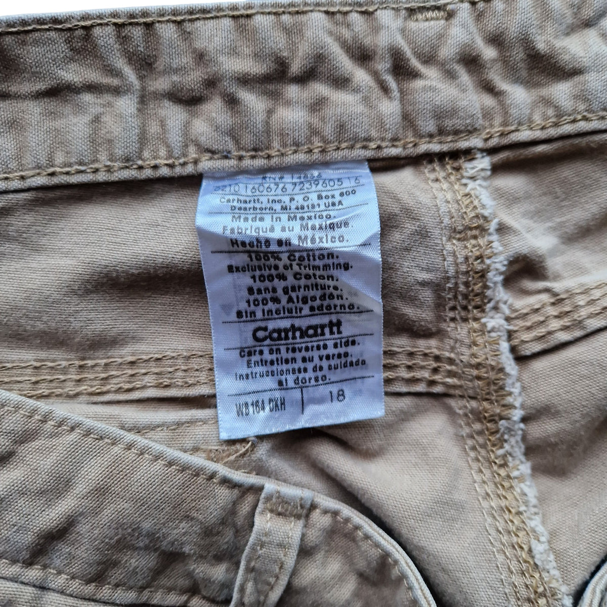 Carhartt Shorts - Size W40 UK 18