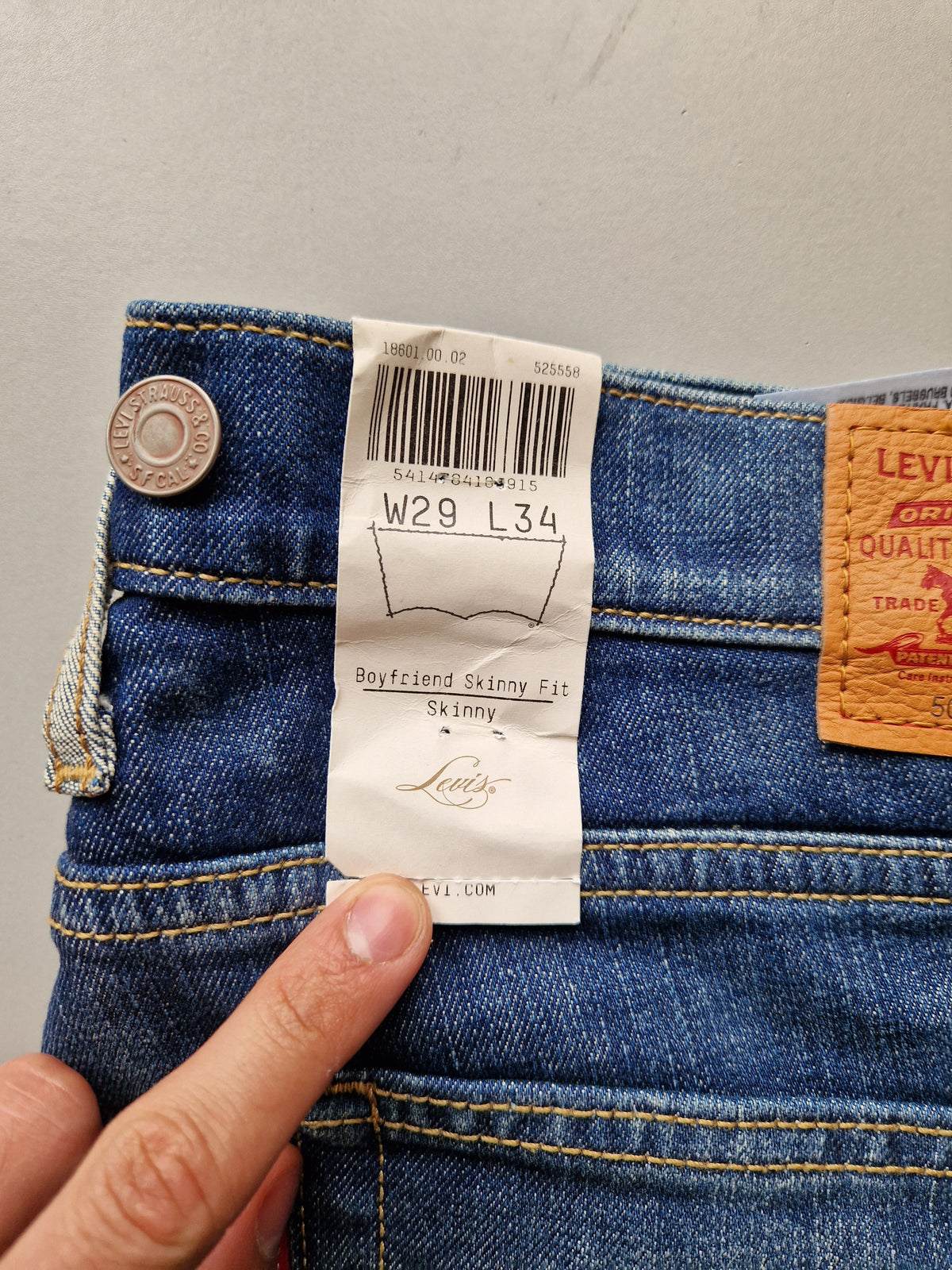 Levi's 501's Boyfriend Skinny Fit - Size W29 L31