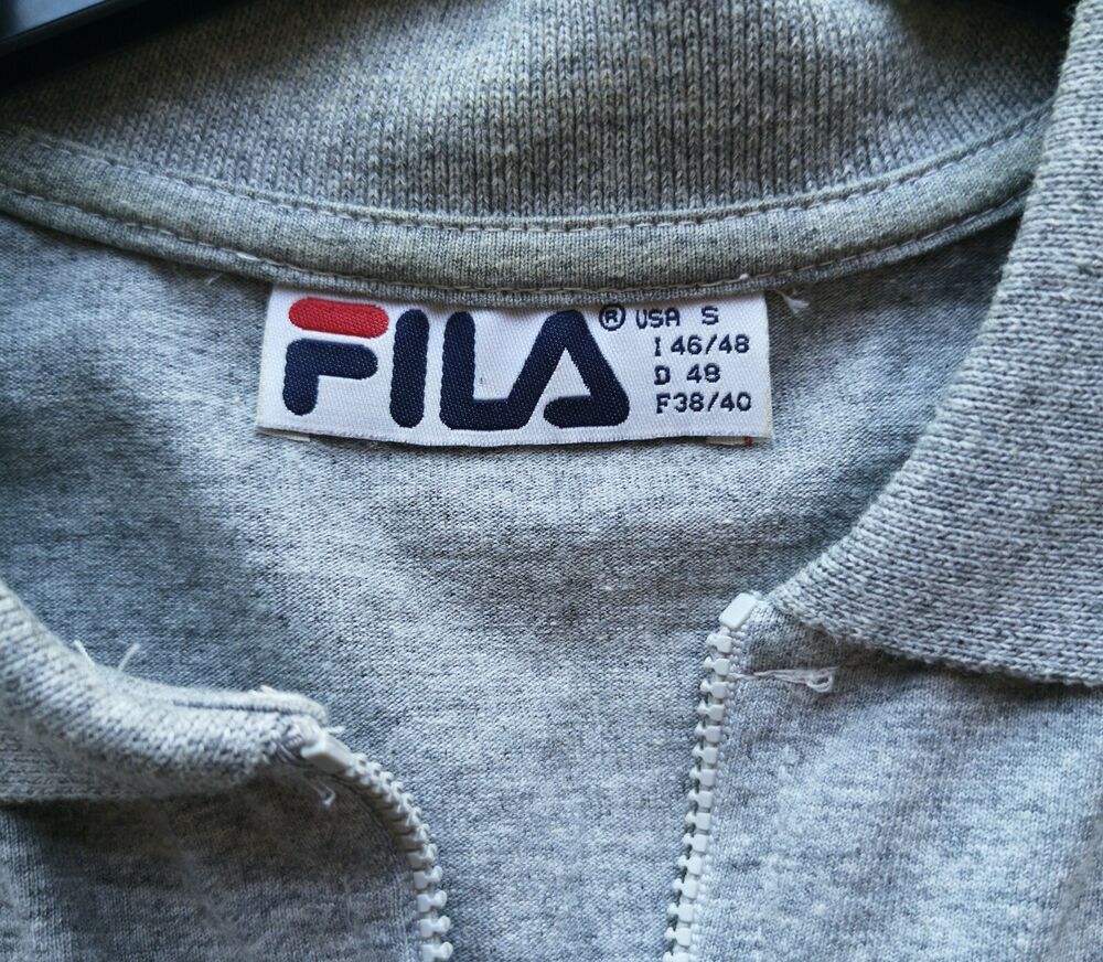 Fila 1/4 Zip T-Shirt - Size Medium