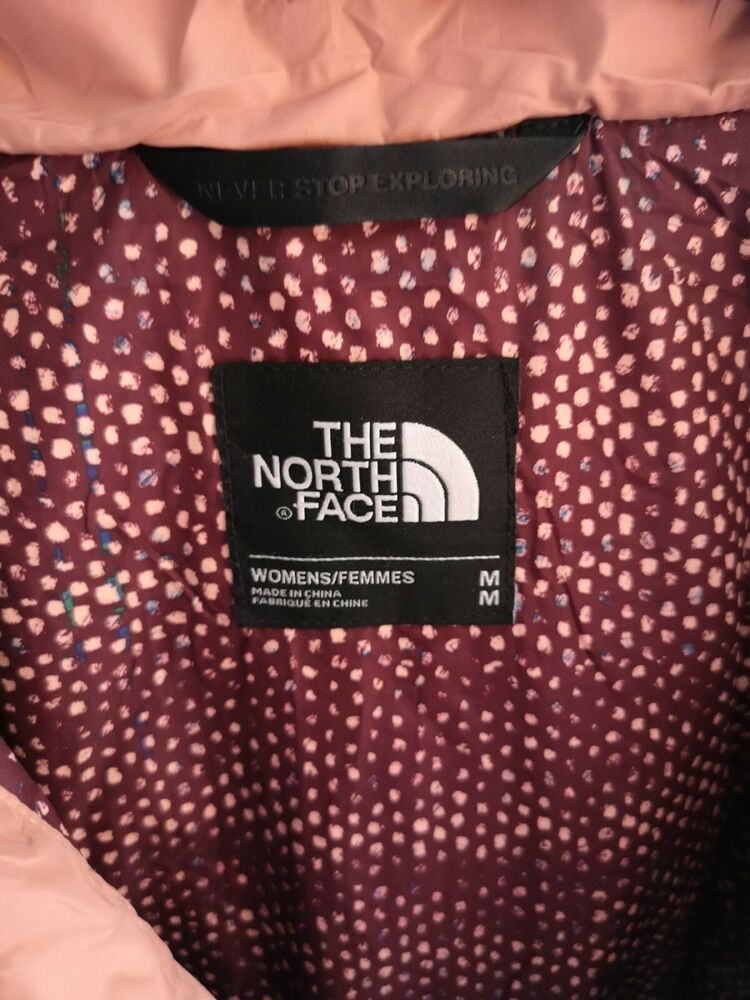 The North Face 550 Puffer Jacket - Size M UK 10