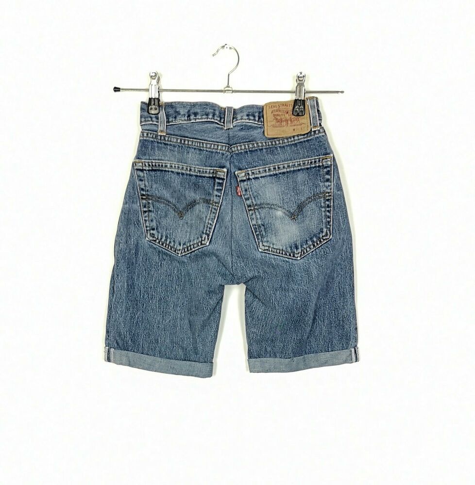 Levi's Cut Off Denim Shorts - Size W26 UK 6