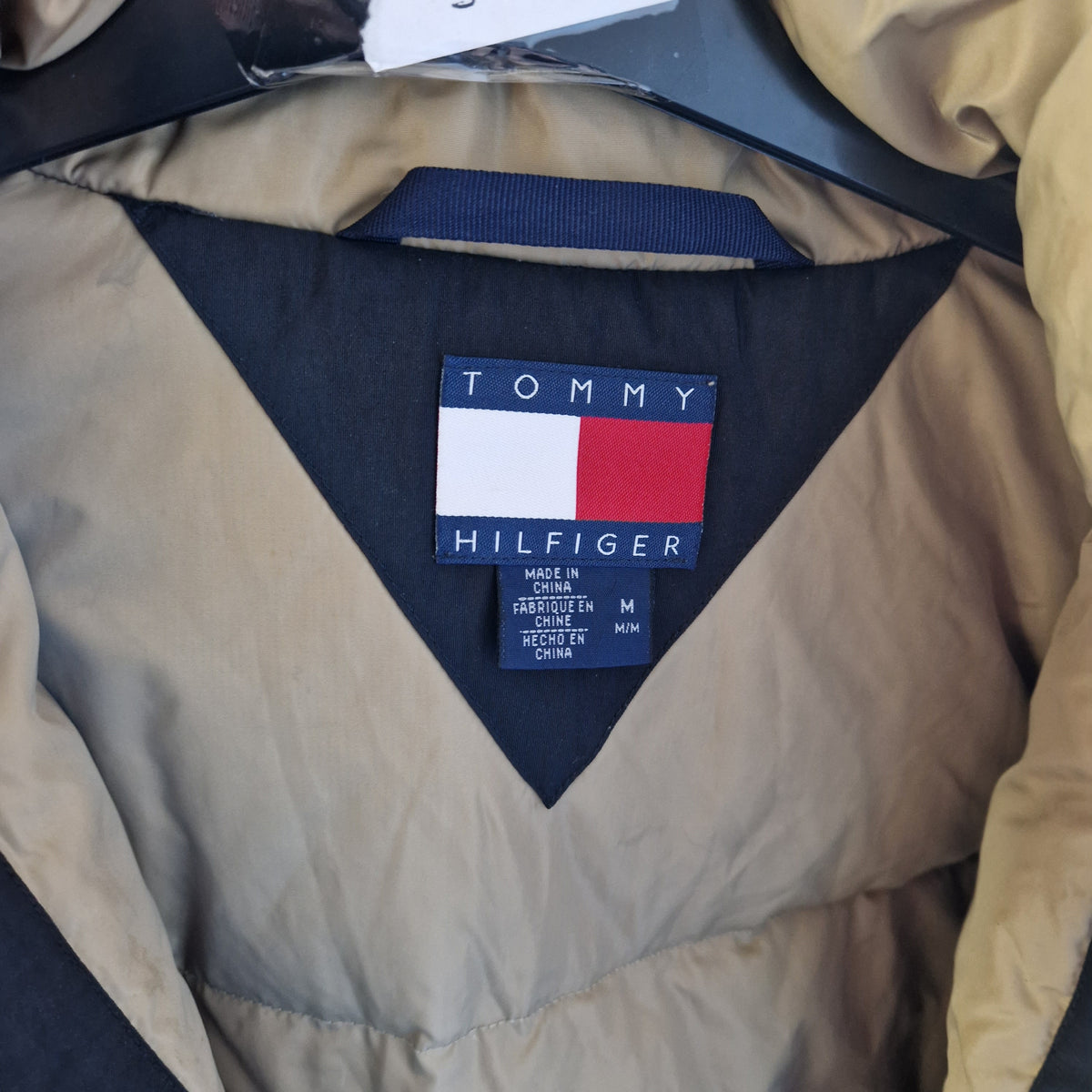 Y2K Tommy Hilfiger Puffer Jacket In Black - Size Large