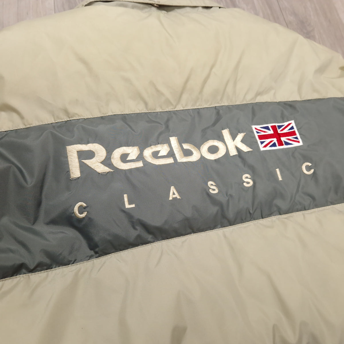 90's Reebok Classic Puffer Jacket - Size XL