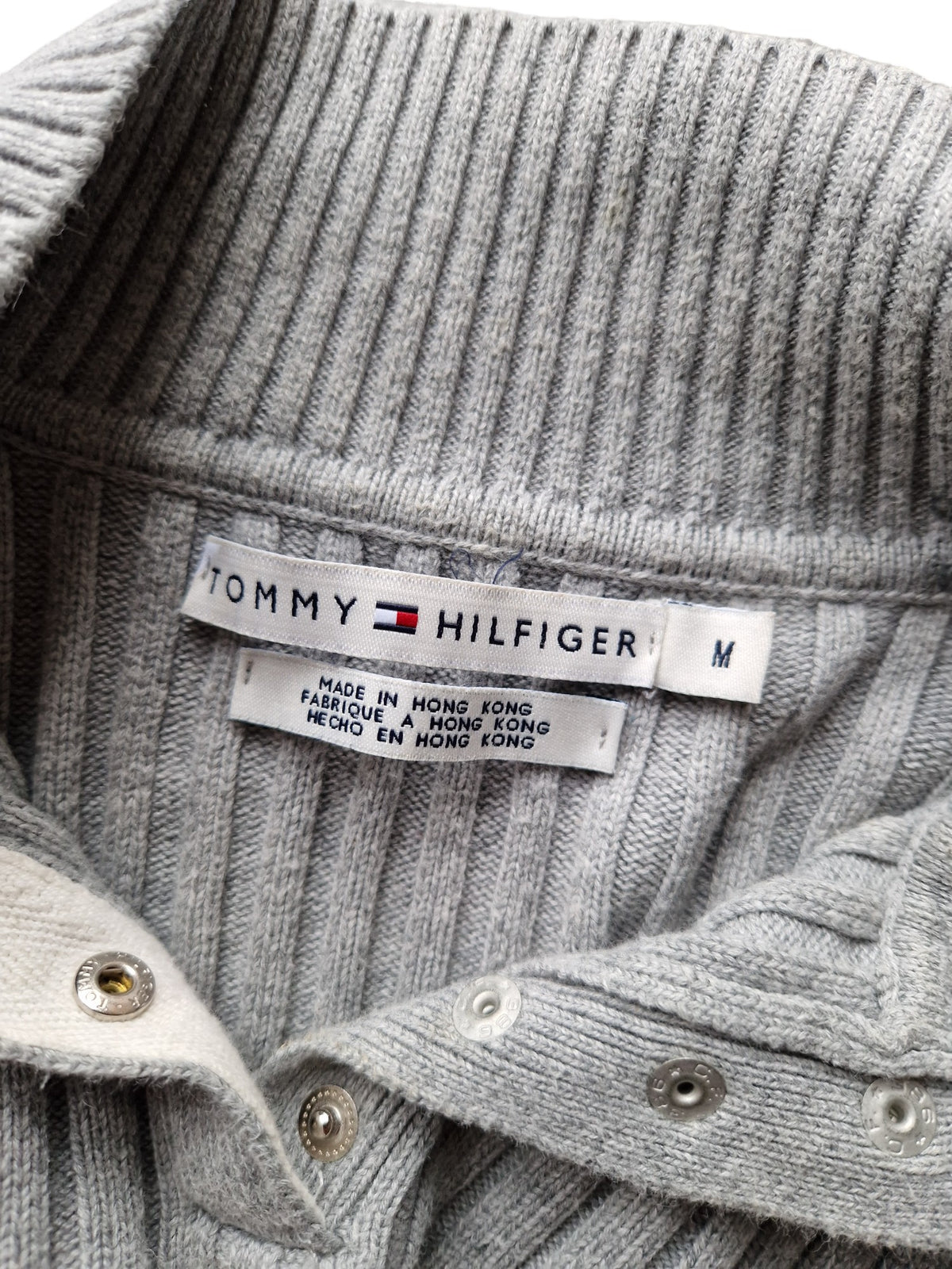 Y2K Tommy Hilfiger Jumper - Size Medium