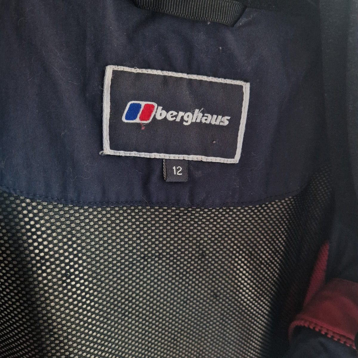 Berghaus Gore-Tex Rain Jacket - Size 12