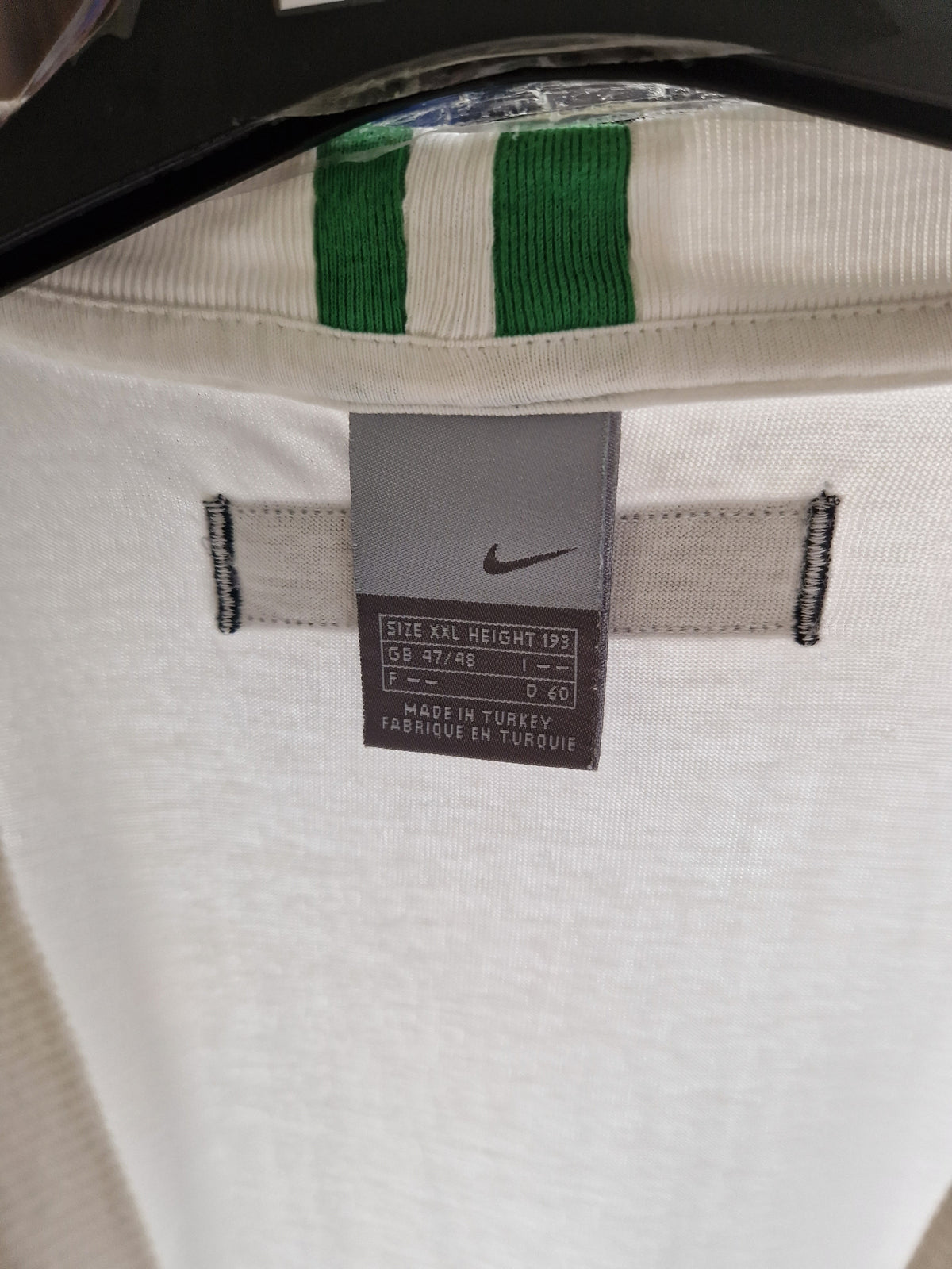 Y2K Nike Short Sleeve T-Shirt - Size XXL